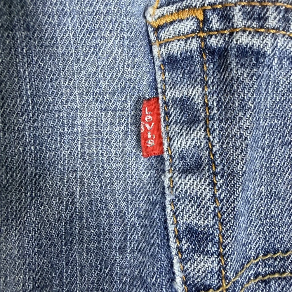 Levi's 505 Mens 38x30 Blue Denim Faded Distressed‎ Low Waist Grunge Relaxed Fit